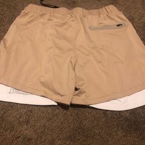 NWOT Young LA shorts